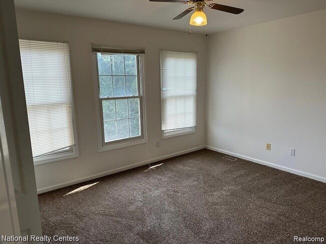 Building Photo - 1792 Bentley Ct