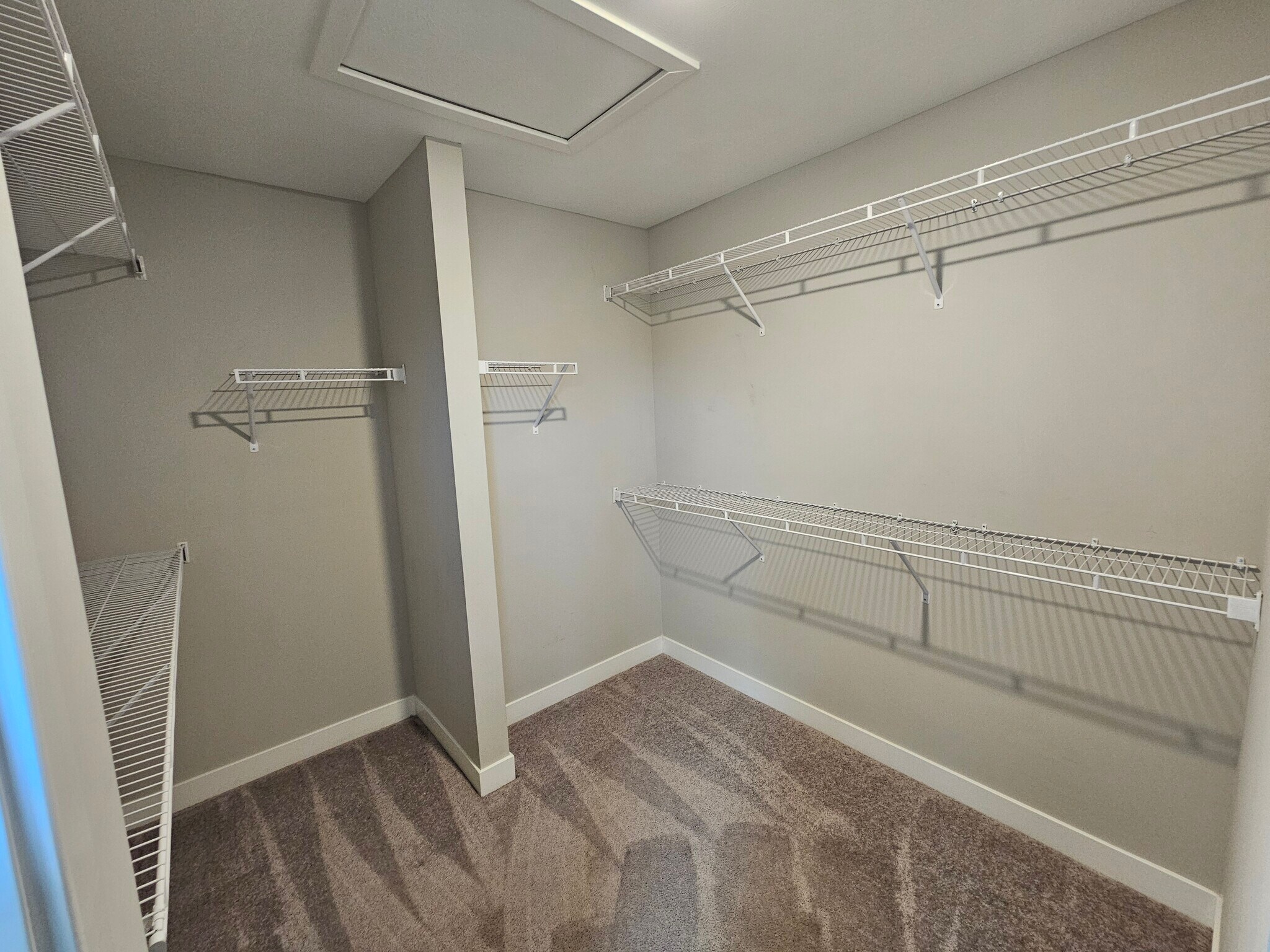 Building Photo - 11576 Fulham St