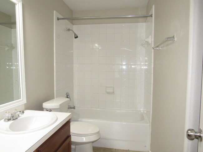 Building Photo - 17358 Wigeon Way Dr
