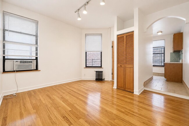 Floorplan - 3135 Broadway