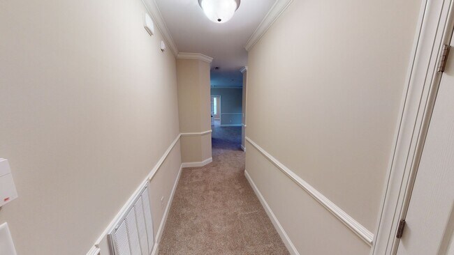 Building Photo - Extra Large Condo in Anderson Creek Club C...