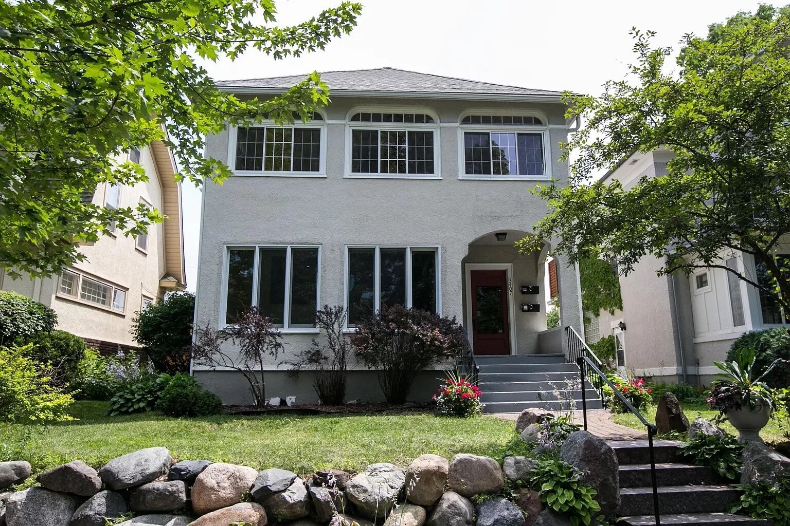 Building Photo - 3407 Fremont Ave S