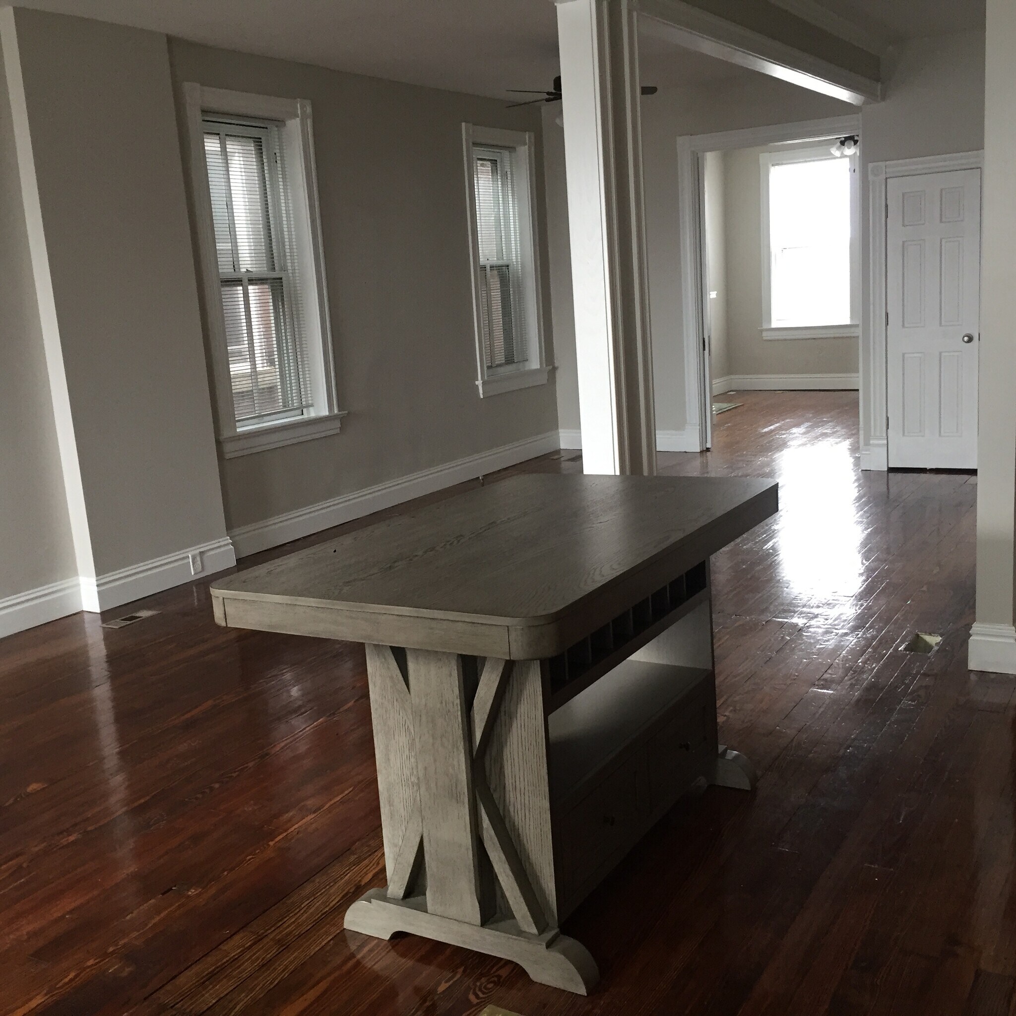 Kitchen island - 3230 Pennsylvania Ave