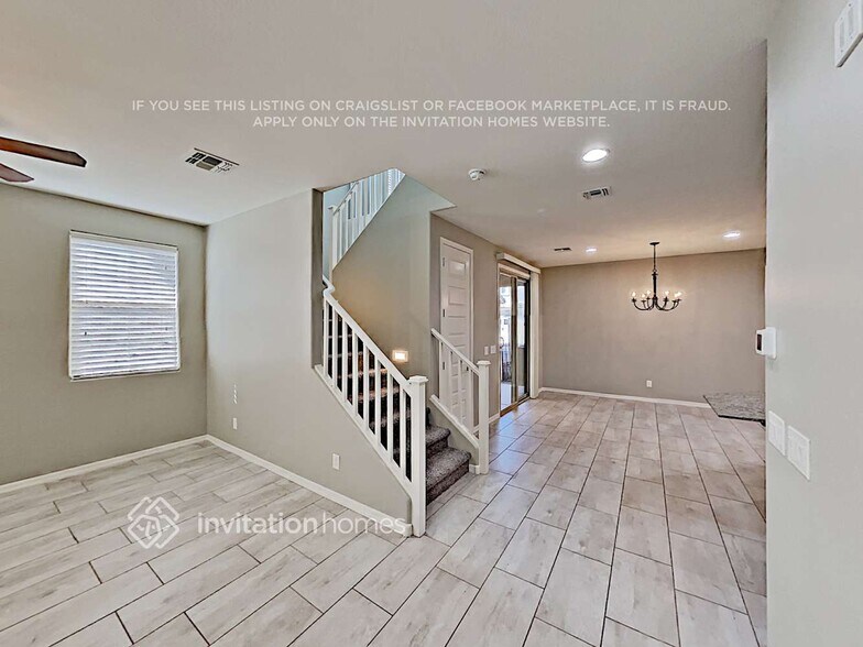 Building Photo - 2263 S Agnes Ln