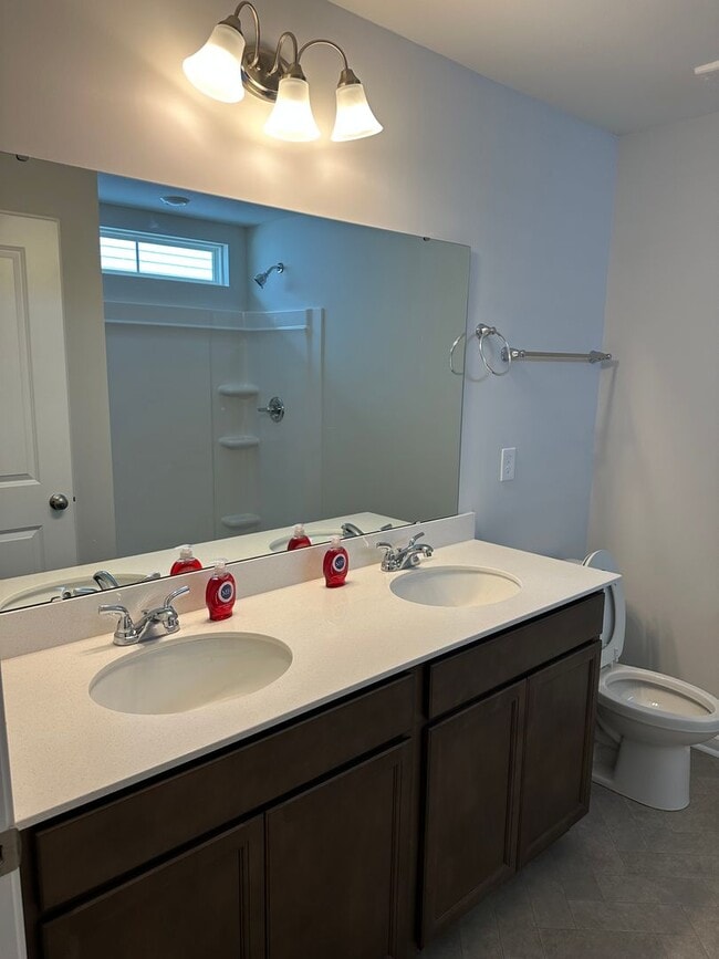 Building Photo - 926 Lodgepole Ln