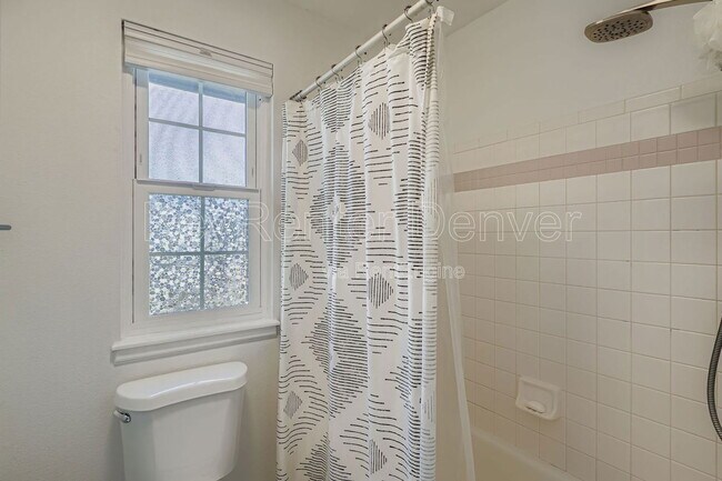 Building Photo - 11622 W 84th Pl