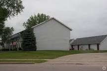 Building Photo - 425 E Monroe Ave