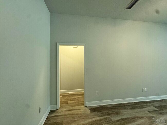 Building Photo - 5723 Maggie Rose Cir