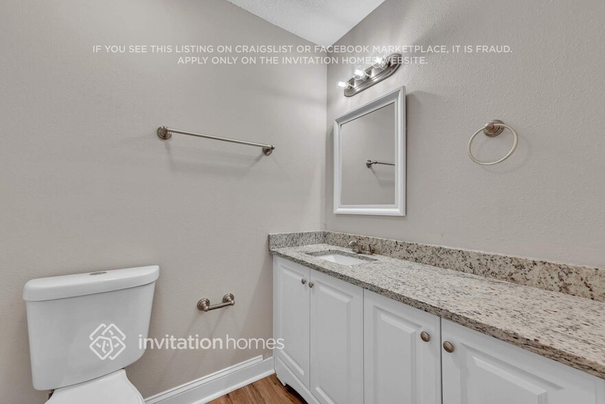 Building Photo - 2121 Oneta Ct