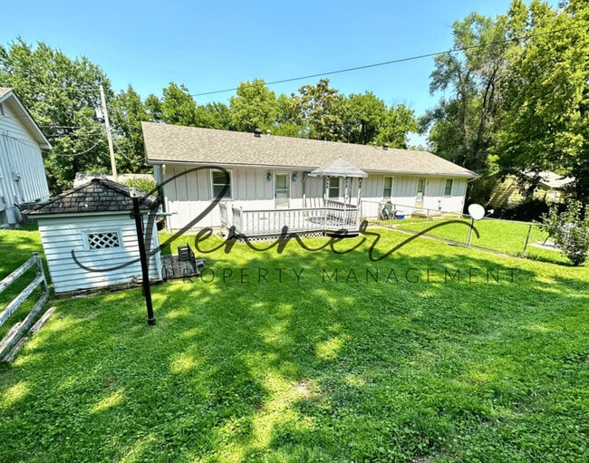 Building Photo - 11317 E 13TH St