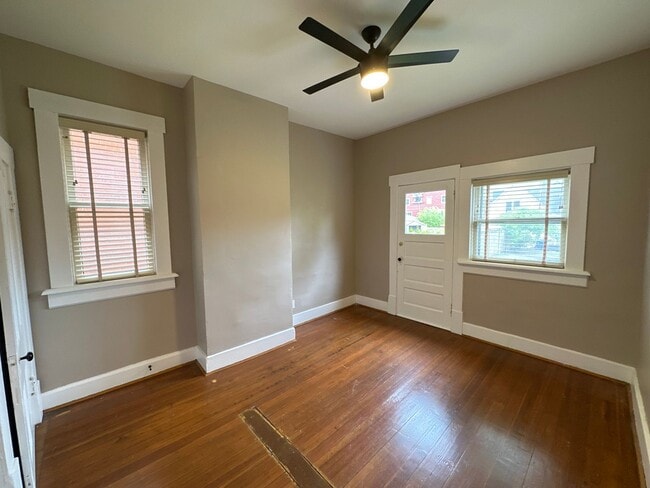 Building Photo - W Hubbard Ave 105-107 NCR