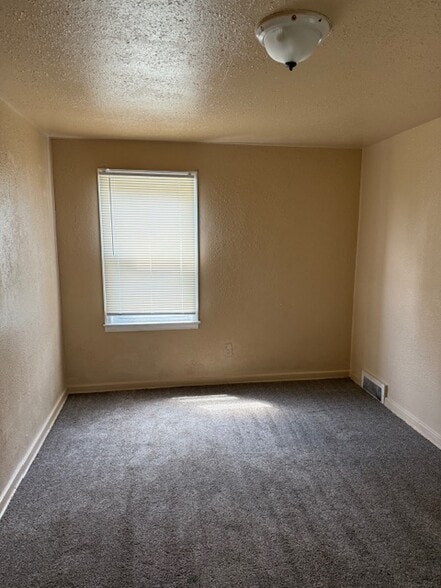 Building Photo - 17209 Whitcomb St