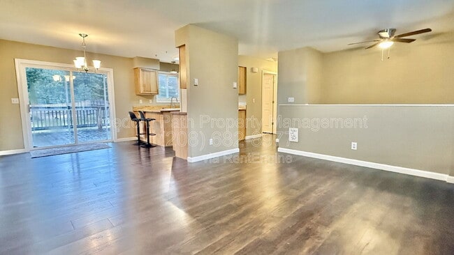 Building Photo - 31719 N Barbara Ave