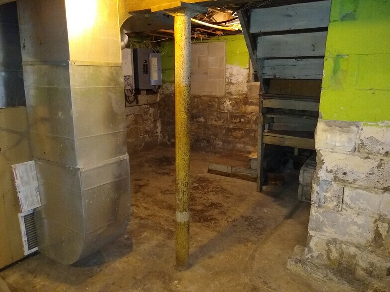 Basement - 19 Sheffield Ave