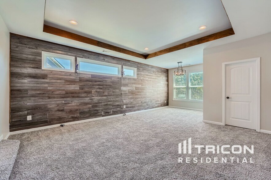 Building Photo - 15 Watermist Loop