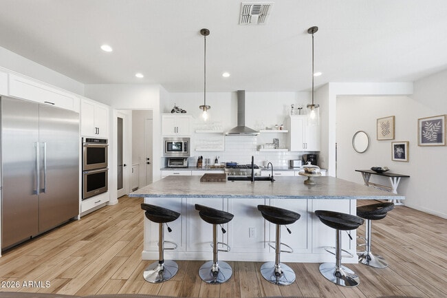 Building Photo - 4416 E Roy Rogers Rd