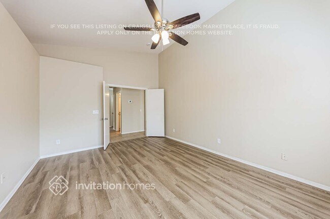 Building Photo - 13391 W Ironwood St