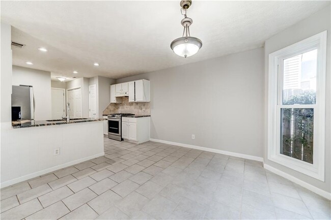 Building Photo - 3171 Avensong Village Cir