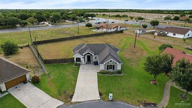 Building Photo - 5305 Ginko Dr