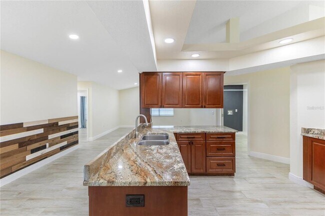 Building Photo - 7445 Mengi Cir
