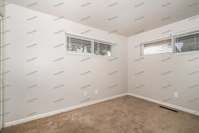 Building Photo - 4814 Neptune Ln