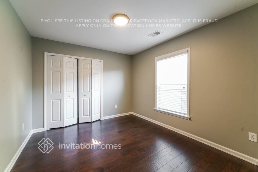 Building Photo - 351 Springs Crossing