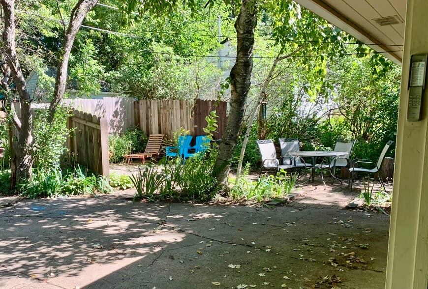 Building Photo - 2381 Buford Ave