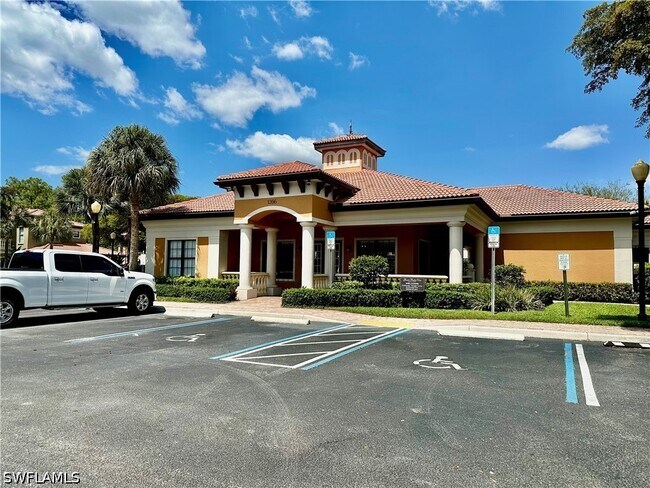 Building Photo - 1303 Verde Dr