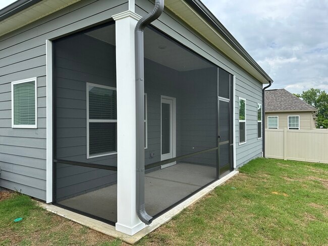 Building Photo - 7578 Snow Cone Wy
