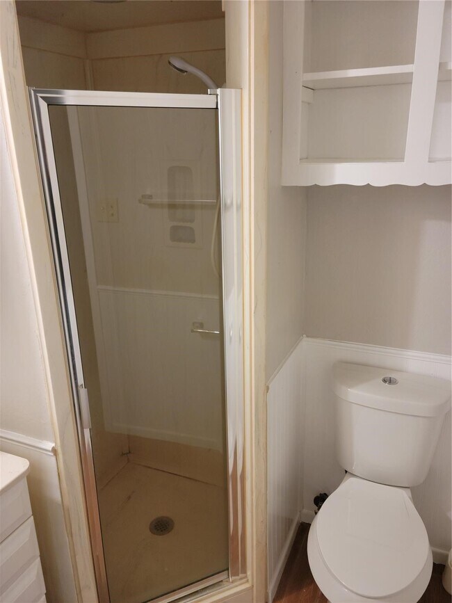 Building Photo - 343 Windsor Square