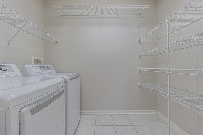 Building Photo - 10033 Bradwell Pl