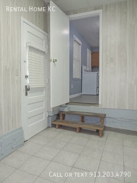 Building Photo - 6325 Santa Fe Dr