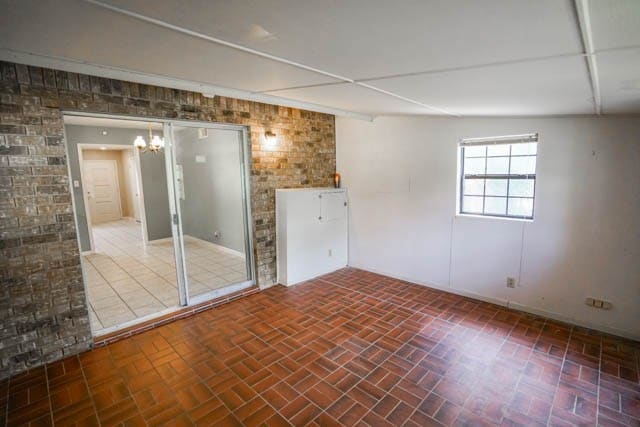 Building Photo - 204 Manor Dr