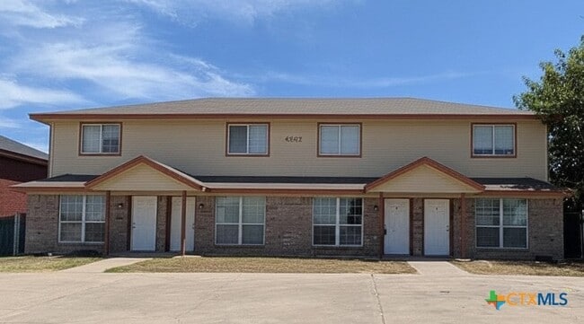 Building Photo - 4302 Jeff Scott Dr