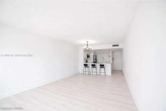 Building Photo - 1351 NE Miami Gardens Dr