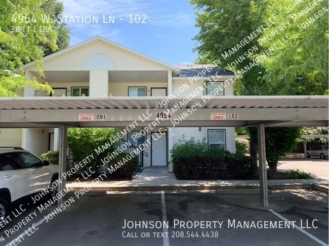 Primary Photo - 4954 W Station Ln