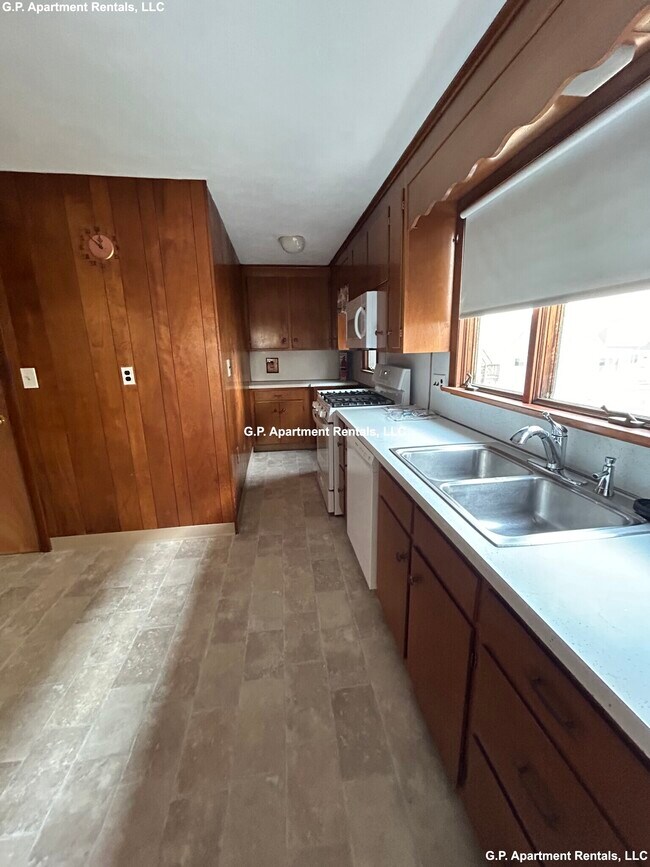 Building Photo - 91 Swan St