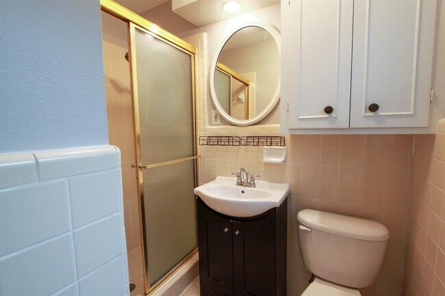 Building Photo - 5712 Fairlane Dr