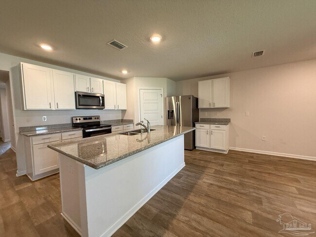 Building Photo - 2308 Kirkwood Dr