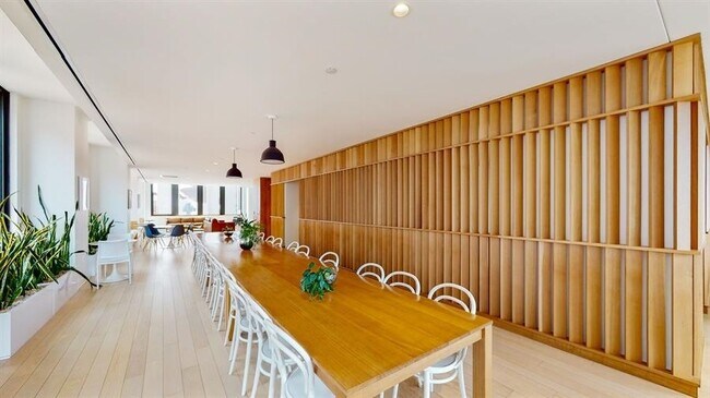 Building Photo - 10 Provost St