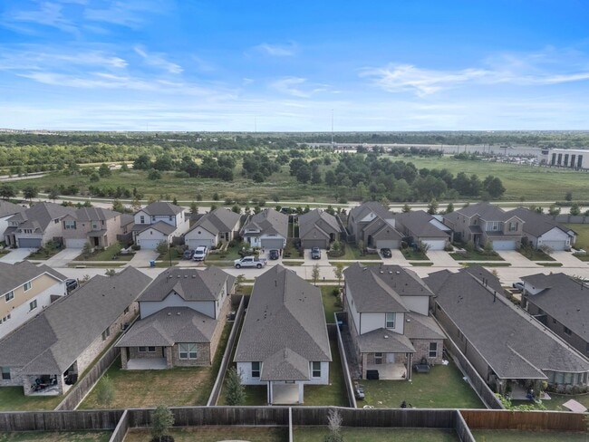 Building Photo - 12927 California Palm Ct