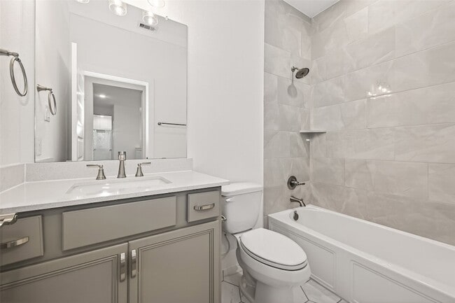 Building Photo - 7218 Grassland Vis Ln