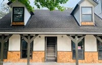 Building Photo - 1825 Watkins Ave