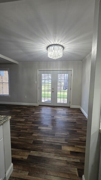 Building Photo - 4296 Wimbledon Dr