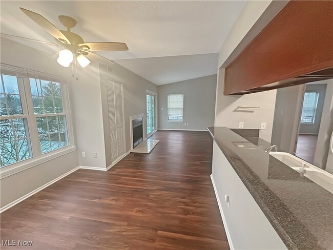 Building Photo - 1408 Stoney Run Trail