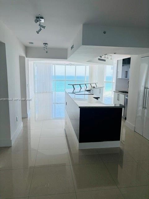Building Photo - 6301 Collins Ave