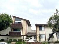 Building Photo - 15214 S Raymond Ave