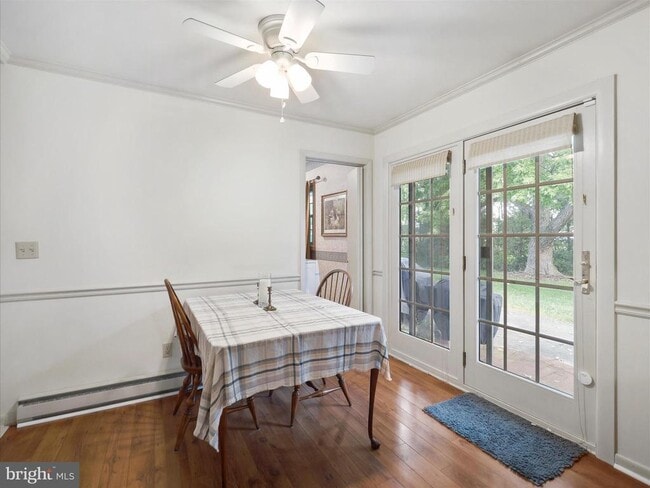 Building Photo - 560 Meadowview Cir