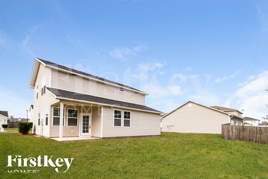 Building Photo - 113 Hyrne Dr