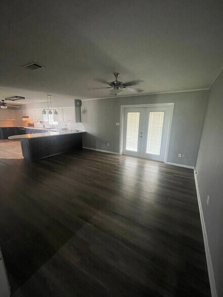 Building Photo - 55075 US-51